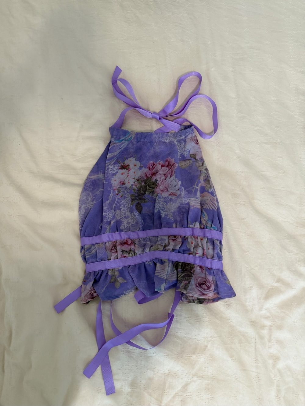 Backless floral halter top with ribbon ties